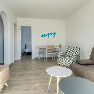 https://la-chalana-corralejo.in-canary-islands.com